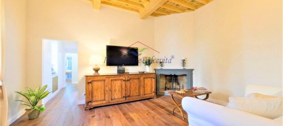 4 rooms Apartment in Florence, Italy No. 199590 13