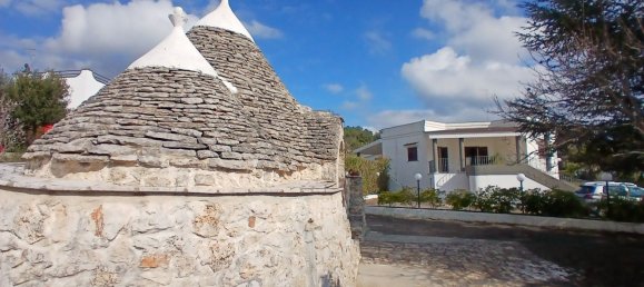 Вилла с 11 комнатами в Челье Мессапика, Италия № 192111 9