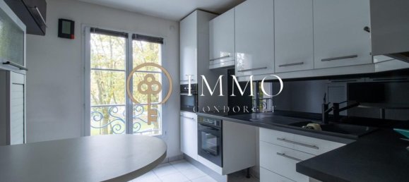 2 bedrooms Apartment in Le Plessis-Robinson, France No. 172132 2