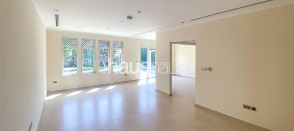 3 chambres Villa à Jumeirah Park, UAE No. 99731 8