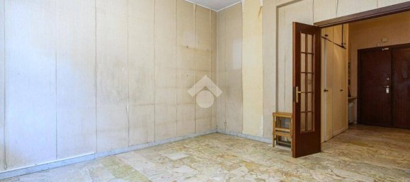 1 bedroom Apartment in Rome, Italy No. 259822 3