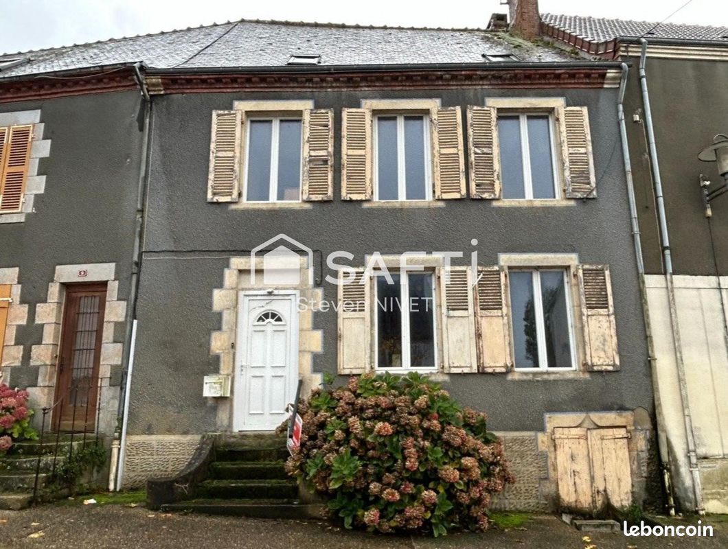 3 Schlafzimmer Haus in Montchevrier, France, Nr. 209161