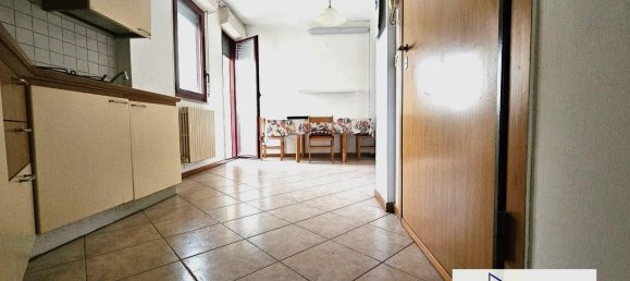 3 rooms Apartment in Rimini, Italy No. 32562 20