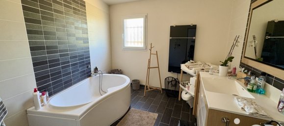 Casa de 4 dormitorios en Hautes-Alpes, France No. 287811 6