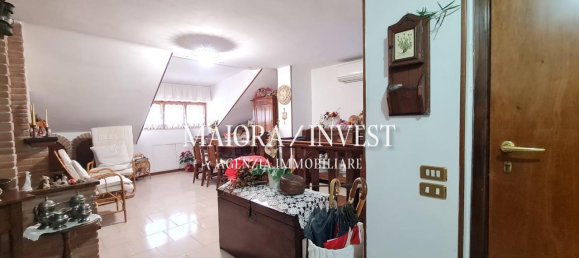 Дуплекс с 8 комнатами в Монсамполо дель Тронто, Италия № 178720 12