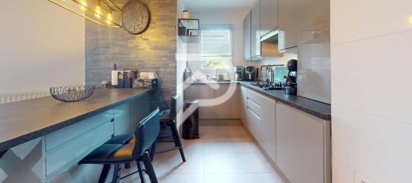 Apartamento de 2 dormitorios en Cormeilles-en-Parisis, France No. 177221 5