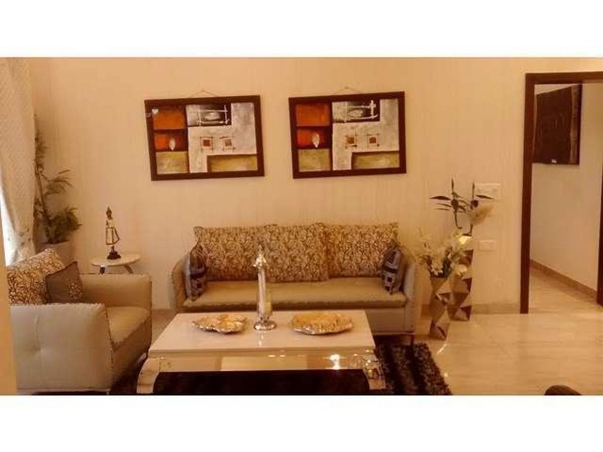 2 Schlafzimmer Haus in Noida, India, Nr. 66474