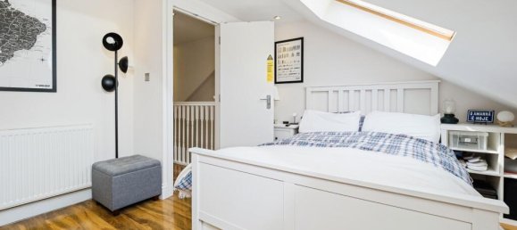 5 bedrooms House in Plaistow, United Kingdom No. 11392 19