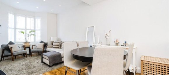 5 bedrooms House in Plaistow, United Kingdom No. 11392 4