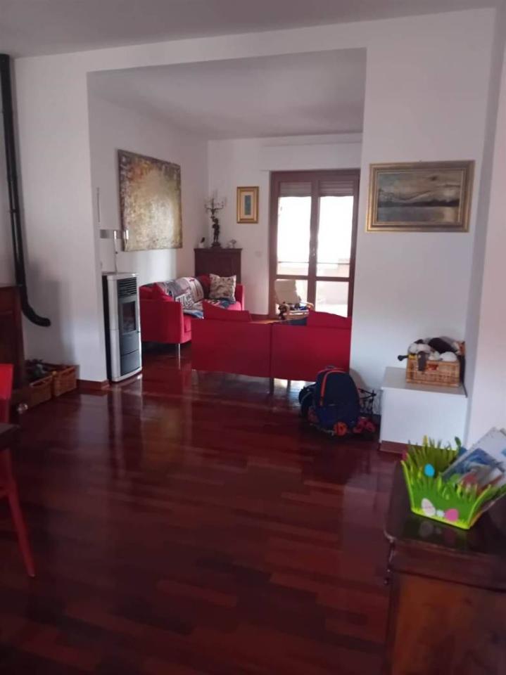 Apartamento de 8 habitaciónes en Grosseto, Italy No. 19290