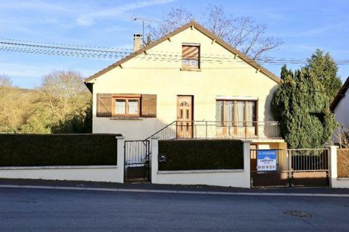 3 bedrooms House in Fismes, France No. 32745