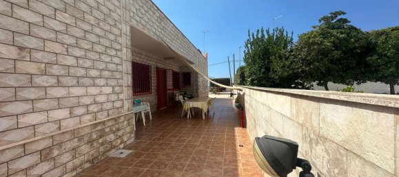 5 غرف نوم فيلا في Lizzano, Italy رقم 325913 10