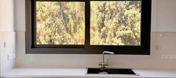 3 bedrooms Apartment in Germasogeia, Cyprus No. 14907 3