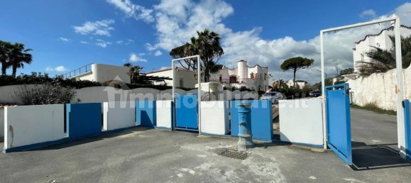 3 bedrooms Villa in Terracina, Italy No. 53516 9