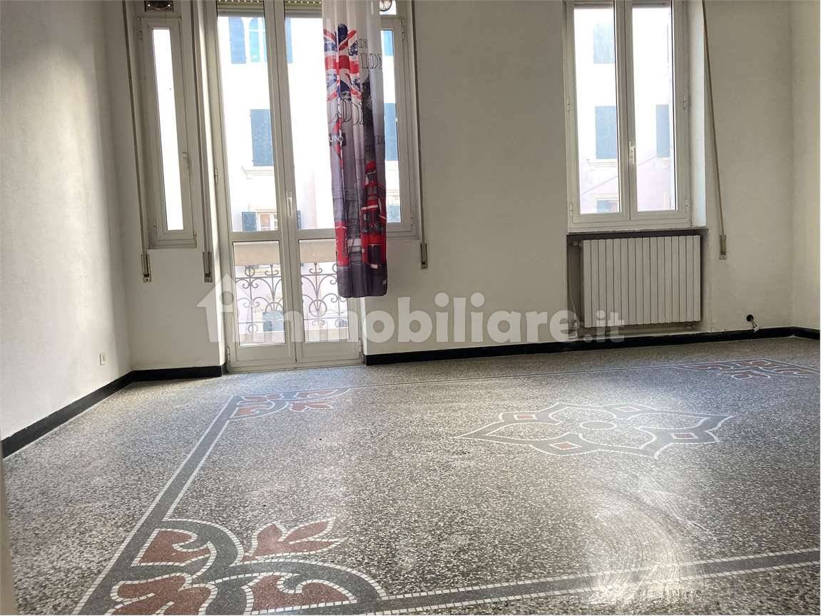 Apartamento T2 em Albenga, Italy N.º 68147