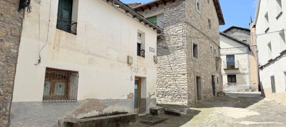 4 bedrooms Townhouse in Huesca, Spain No. 162261 3