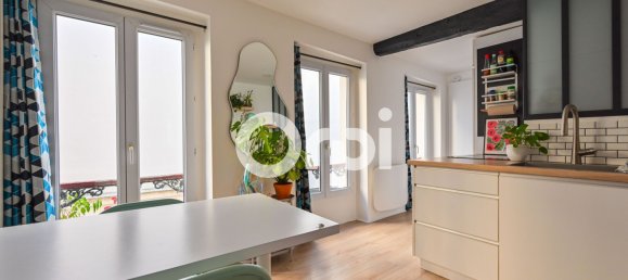 Studio in Paris, France No. 142068 3