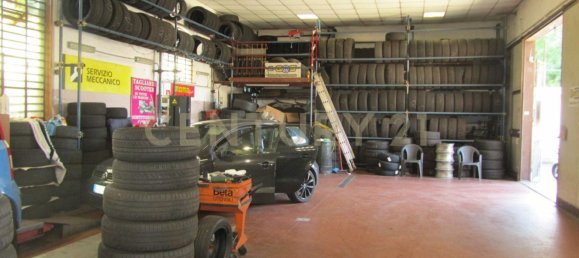 2غرفة مستودع في Rho, Italy رقم 111886 6