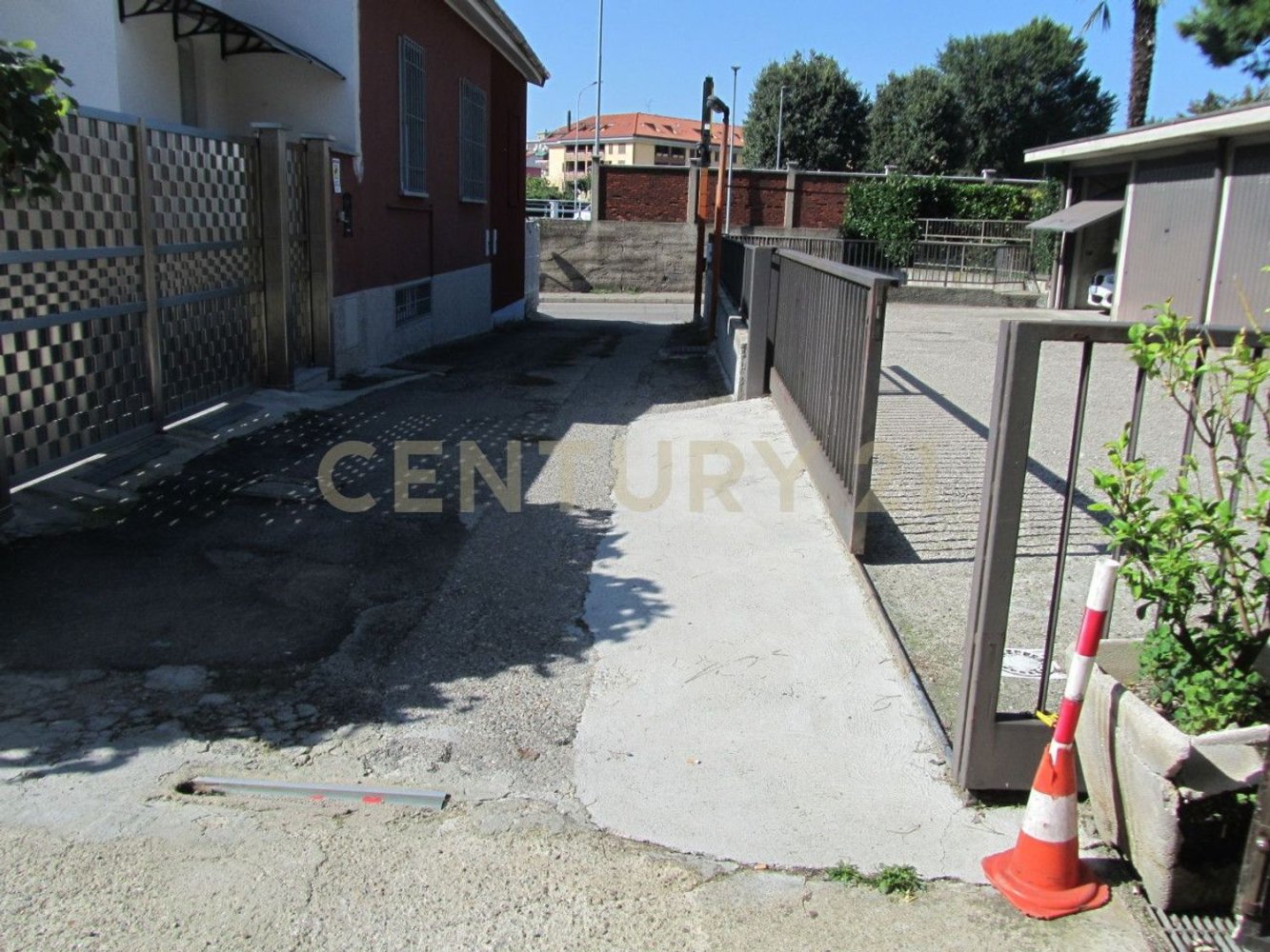 2غرفة مستودع في Rho, Italy رقم 111886