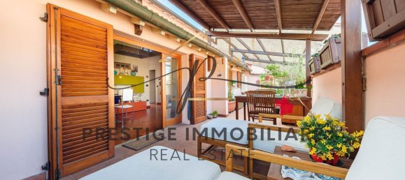 4-salle Penthouse à Livorno, Italy No. 288593 24