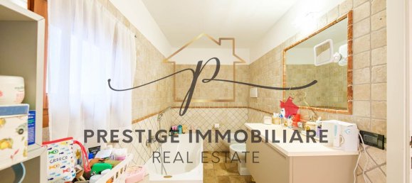 4-salle Penthouse à Livorno, Italy No. 288593 22