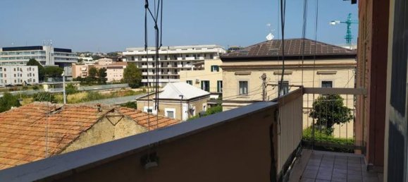 3 bedrooms Apartment in Pescara, Italy No. 345603 3