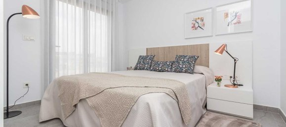 2 bedrooms Bungalow in Torrevieja, Spain No. 6370 6