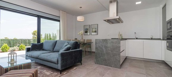 2 bedrooms Bungalow in Torrevieja, Spain No. 6370 3