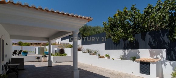 5 Schlafzimmer Villa in Loule, Portugal, Nr. 113974 40