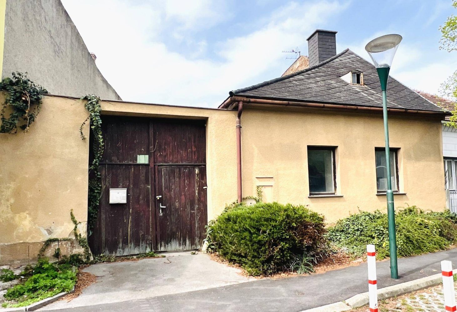  قطعة أرض في Pfaffstatten, Austria 232متر مربع رقم 162422