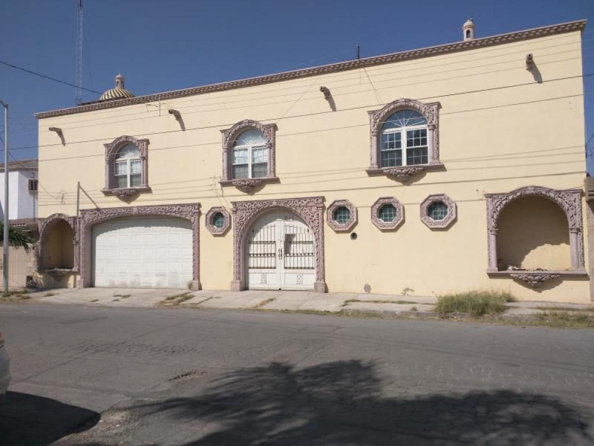 7 bedrooms House in Playa Vicente, Mexico No. 157732