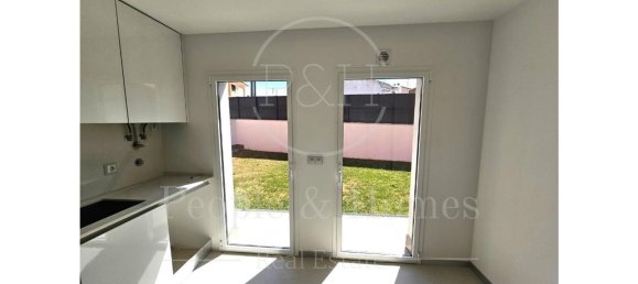 3 bedrooms House in Cascais, Portugal No. 124632 8