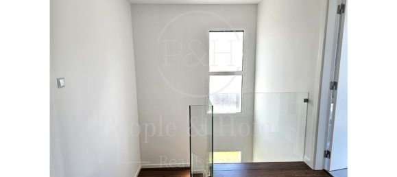 3 bedrooms House in Cascais, Portugal No. 124632 10