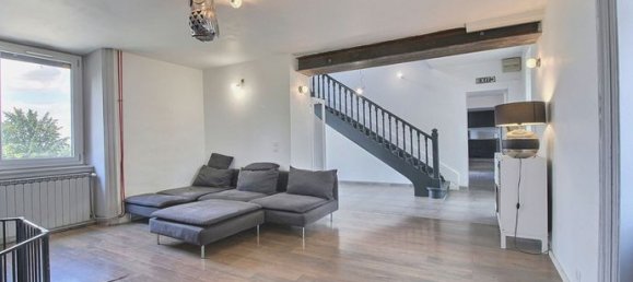 5 bedrooms House in Veauche, France No. 306059 4