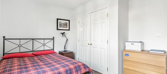 2 bedrooms Apartment in London, United Kingdom No. 12428 2