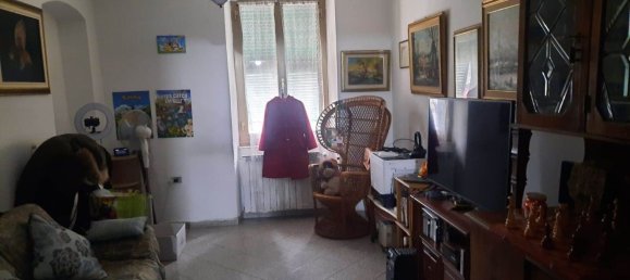4 rooms Apartment in Vezzano Ligure, Italy No. 219309 5