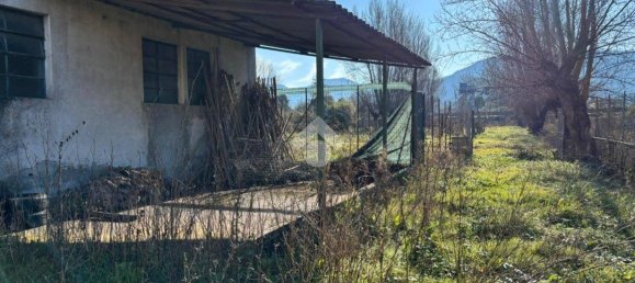 3 bedrooms House in Lucca, Italy No. 164664 8