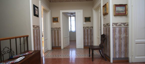 18 rooms Villa in Alta Valle Intelvi, Italy No. 13708 41