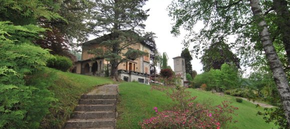 18 rooms Villa in Alta Valle Intelvi, Italy No. 13708 19