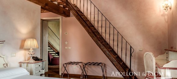 30 bedrooms Villa in Sinalunga, Italy No. 334847 16