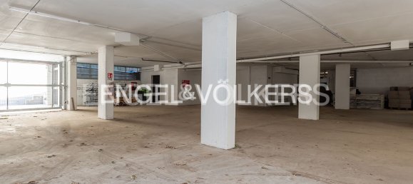 Garaje en Rome, Italy 330 m² No. 263294 3
