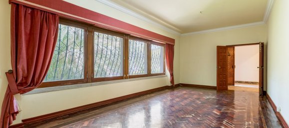 5 bedrooms Villa in Sintra, Portugal No. 219238 10