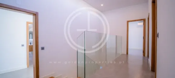 5 bedrooms House in Quarteira, Portugal No. 31890 11