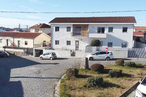 4 bedrooms Villa in Guimaraes, Portugal No. 190115