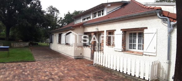 10 bedrooms House in Fismes, France No. 246082 4