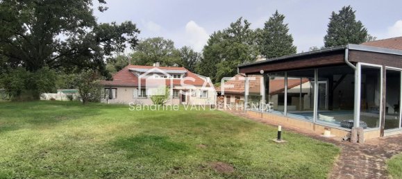 10 bedrooms House in Fismes, France No. 246082 5