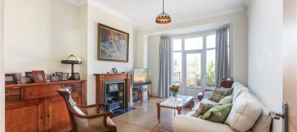5 bedrooms House in Finchley, United Kingdom No. 3617 4
