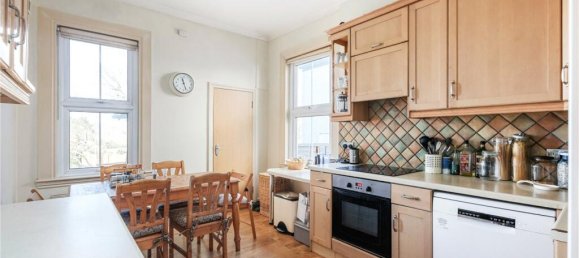 5 bedrooms House in Finchley, United Kingdom No. 3617 3