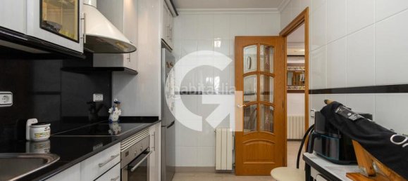 4 bedrooms Apartment in Sant Vicenc Dels Horts, Spain No. 155718 8