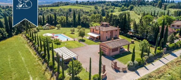 4 bedrooms Villa in Peccioli, Italy No. 305590 4